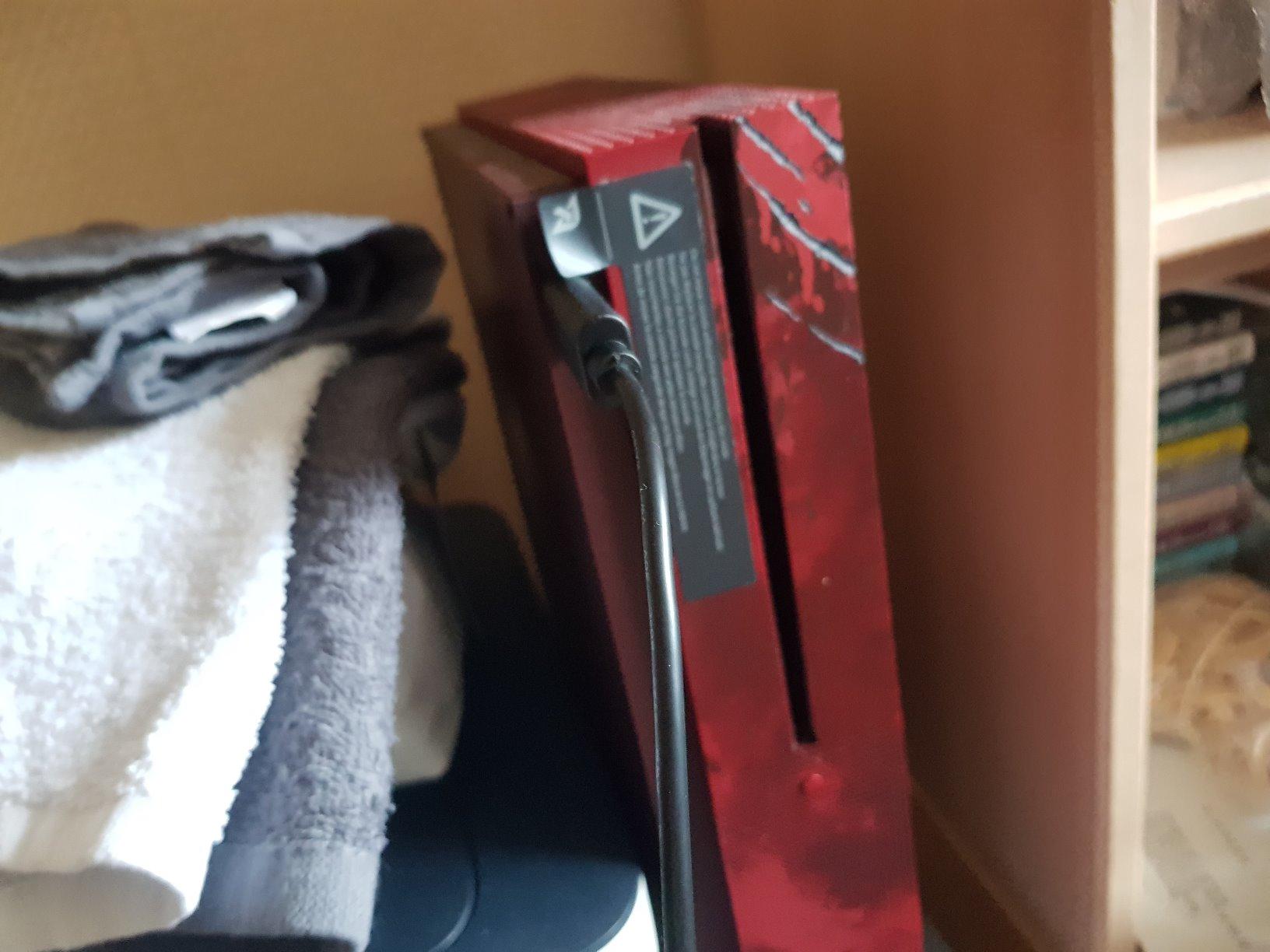 Thrustmaster Ferrari 458 Spider Volant Xbox avec Pédales