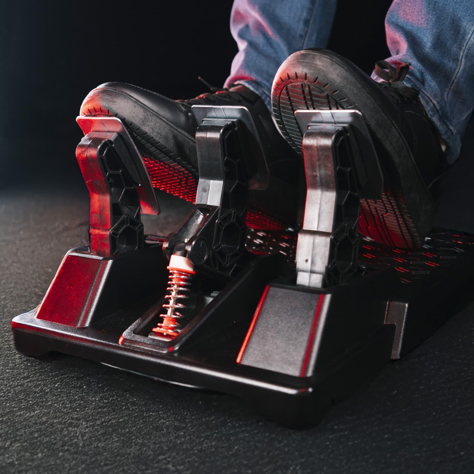 Thrustmaster T248R volant + pédalier T3PM 3,1 Nm PS5 PC