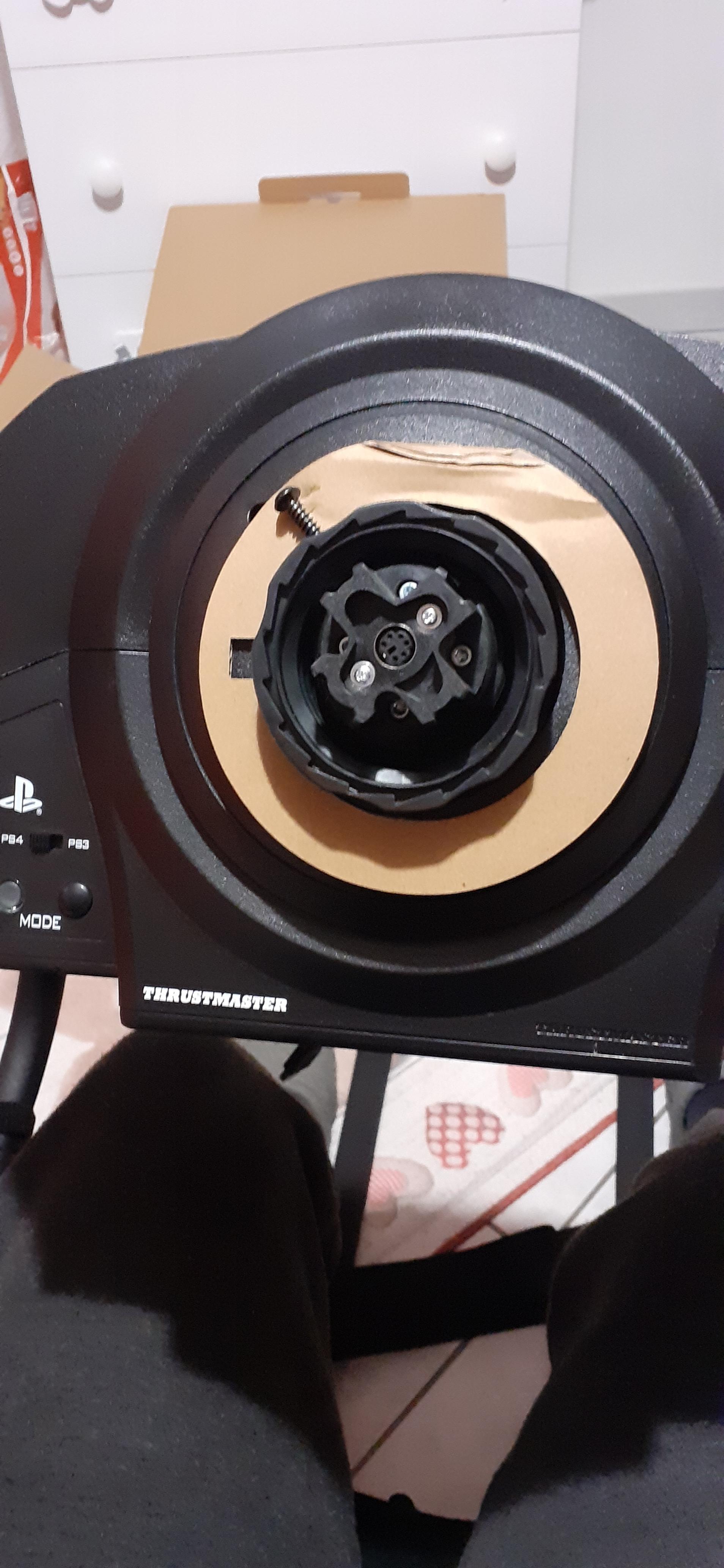 Thrustmaster T300RS GT Volant PS5 PC + Pédalier