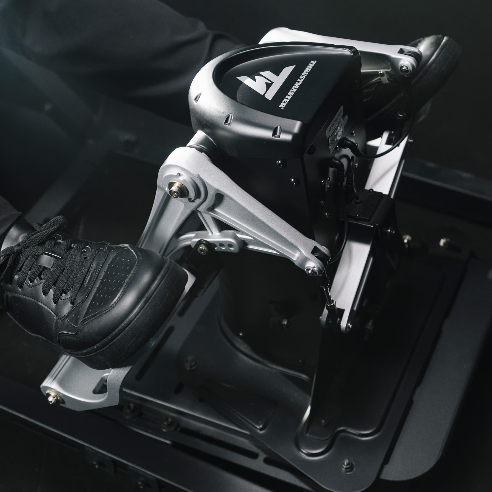 Thrustmaster TPR palonnier simulation vol PC métal