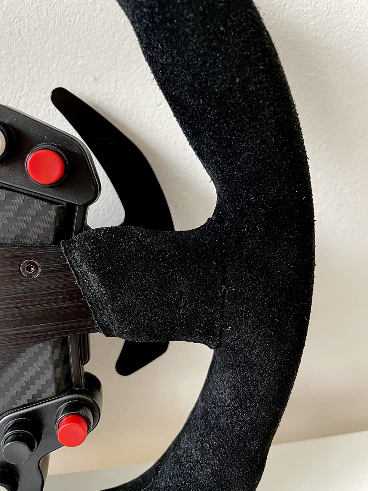 Thrustmaster Sparco P310 Mod volant 31 cm suède