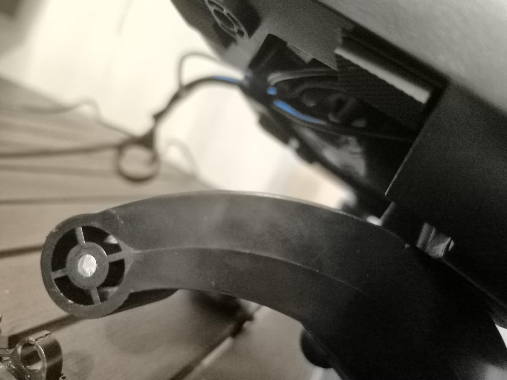 Thrustmaster T128 volant retour de force + pédalier Xbox PC magnétique
