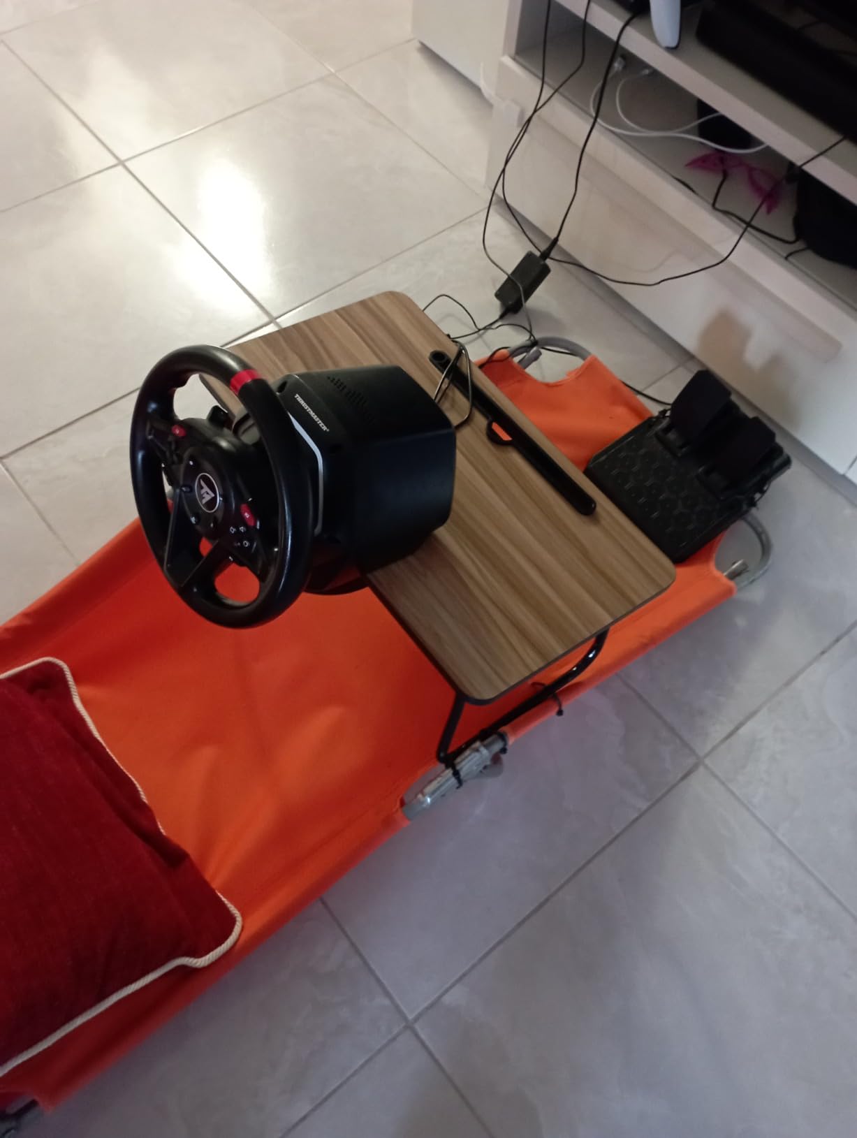 Thrustmaster T128 volant retour de force + pédalier Xbox PC magnétique