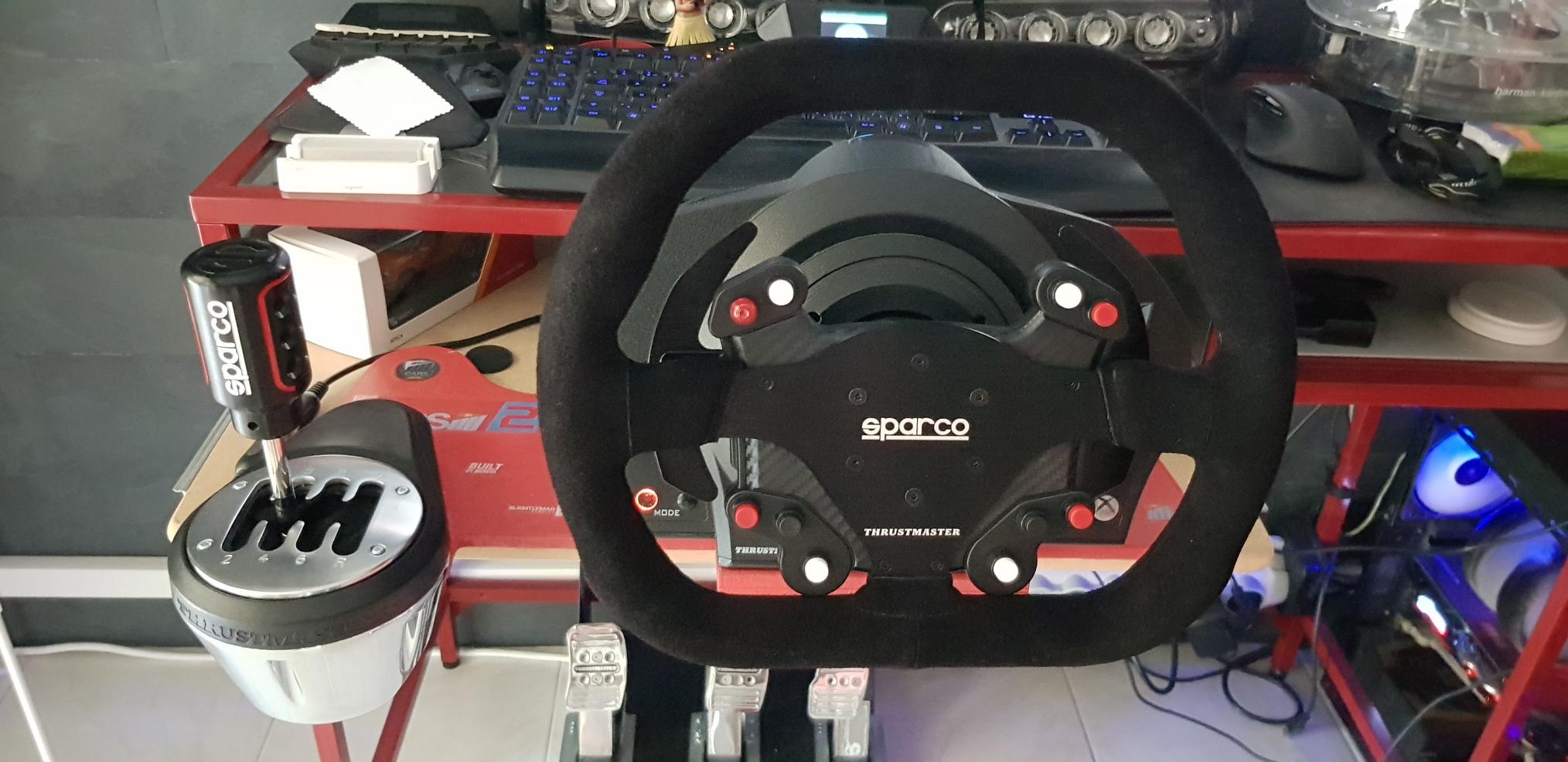 Thrustmaster Sparco P310 Mod volant 31 cm suède
