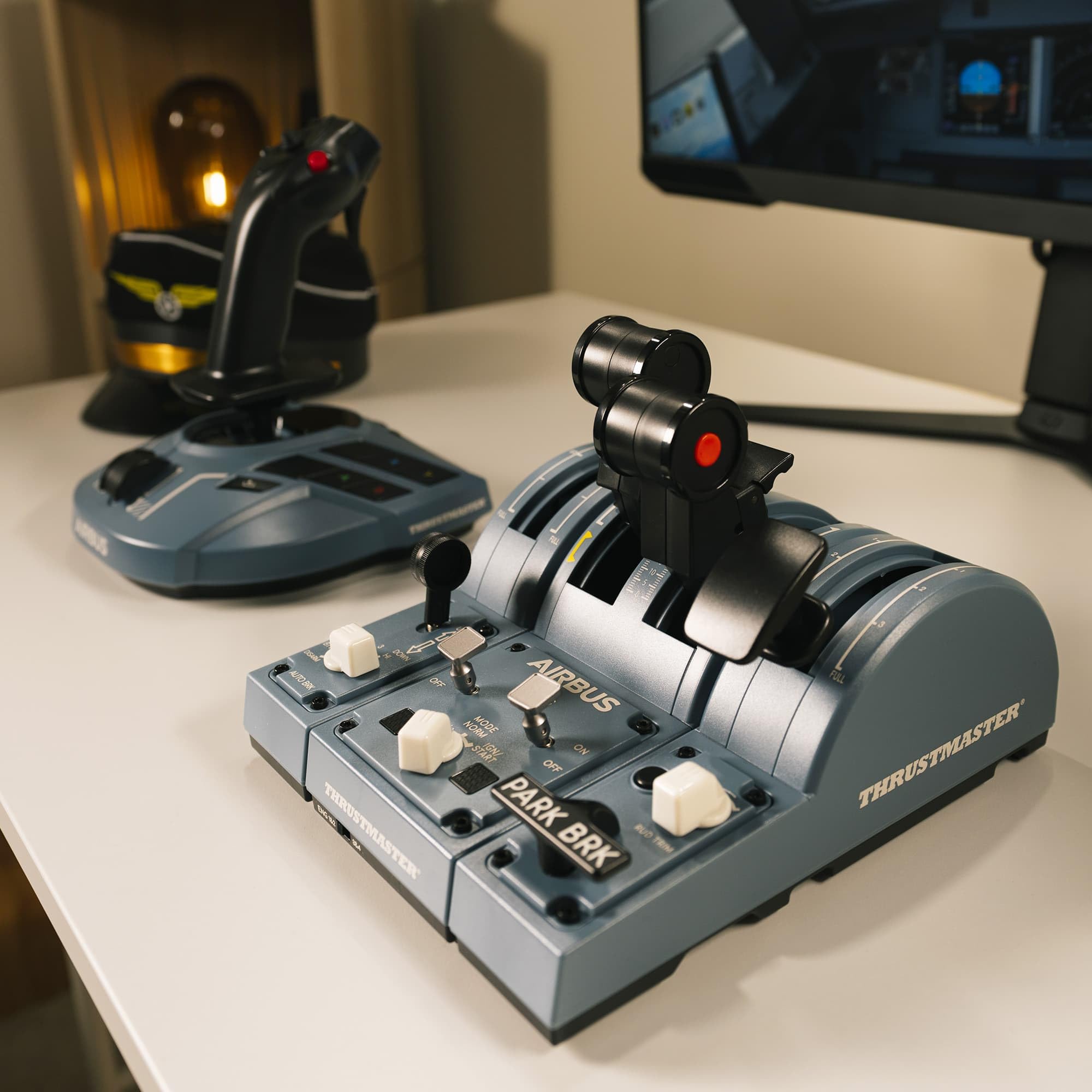 Thrustmaster TCA Captain Pack X Airbus joystick + quadrant Xbox PC