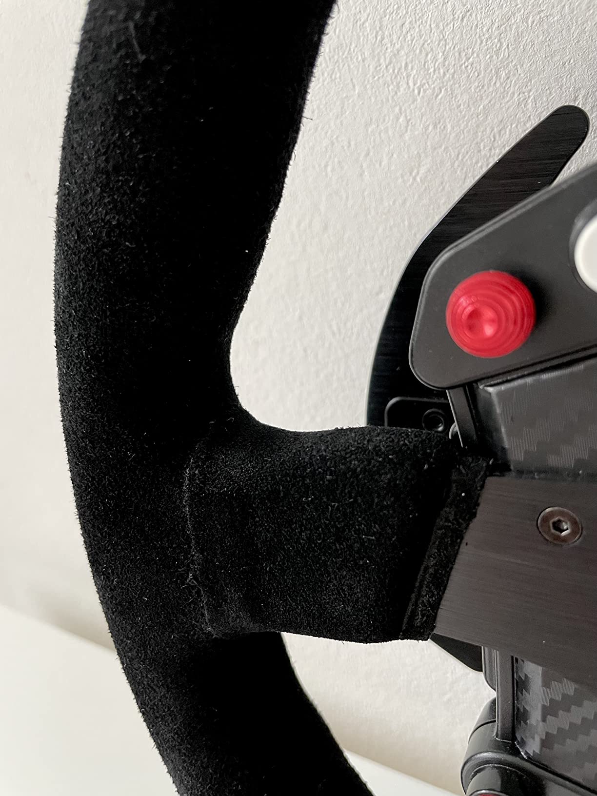 Thrustmaster Sparco P310 Mod volant 31 cm suède