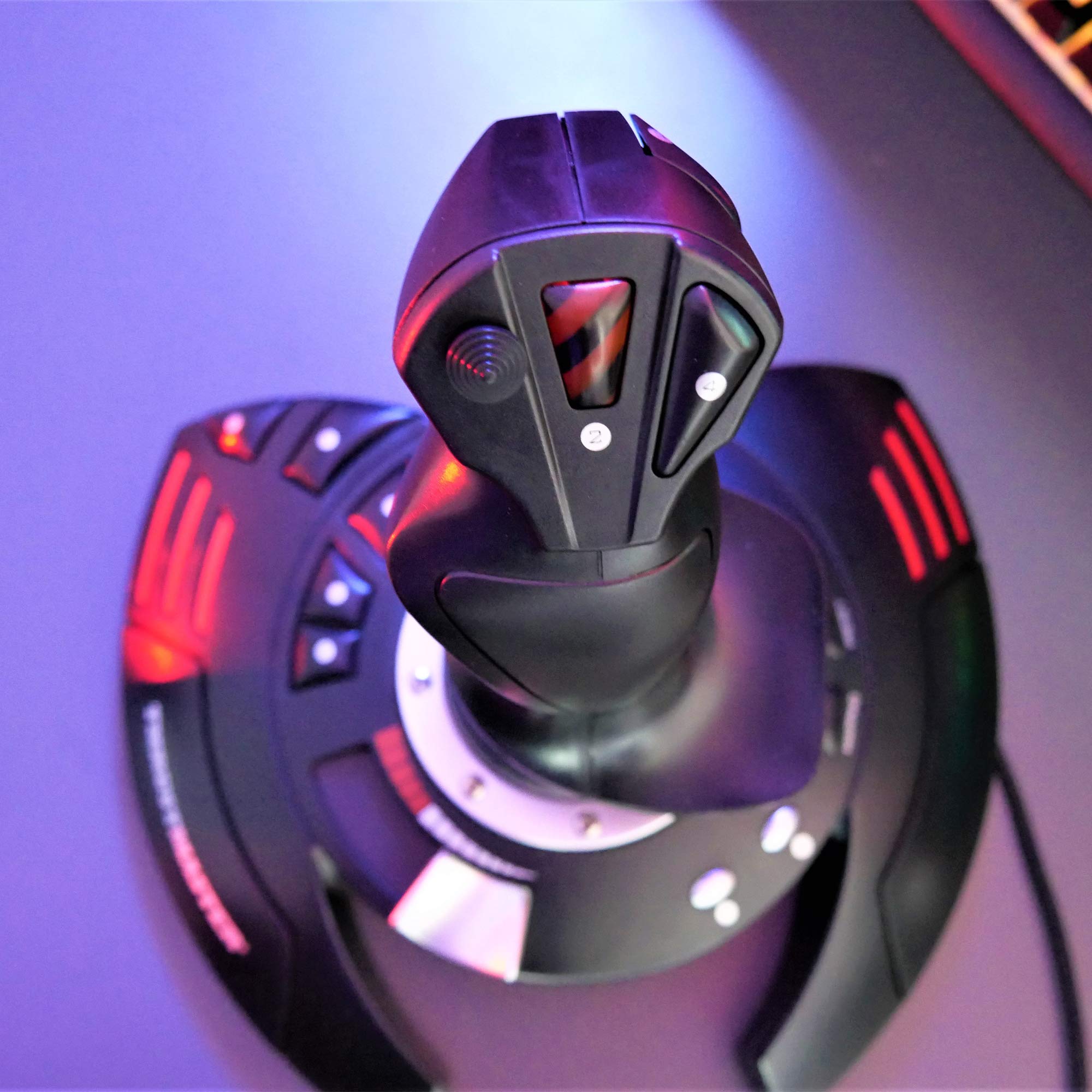 Thrustmaster T.Flight Stick X joystick simulateur vol PC