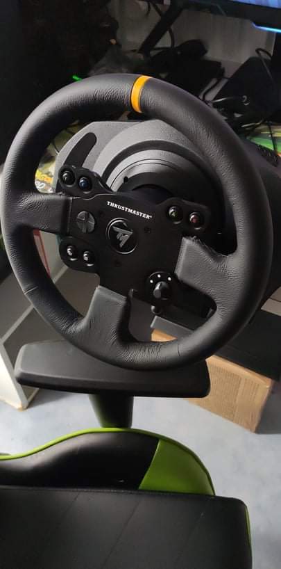 Thrustmaster TX Racing Wheel Leather Edition volant cuir Xbox/PC