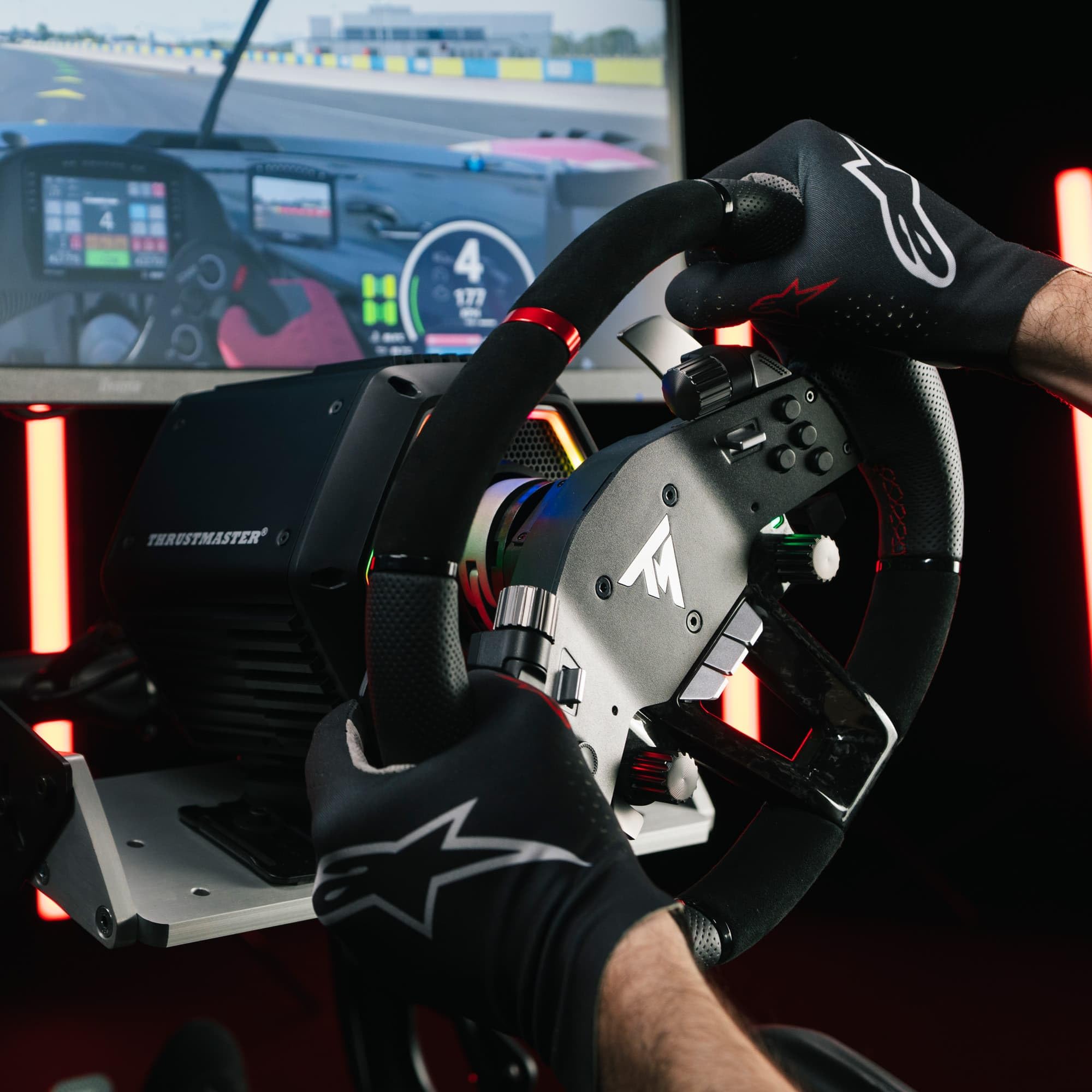 Thrustmaster T818 Ferrari 488 GT3 volant direct drive PC