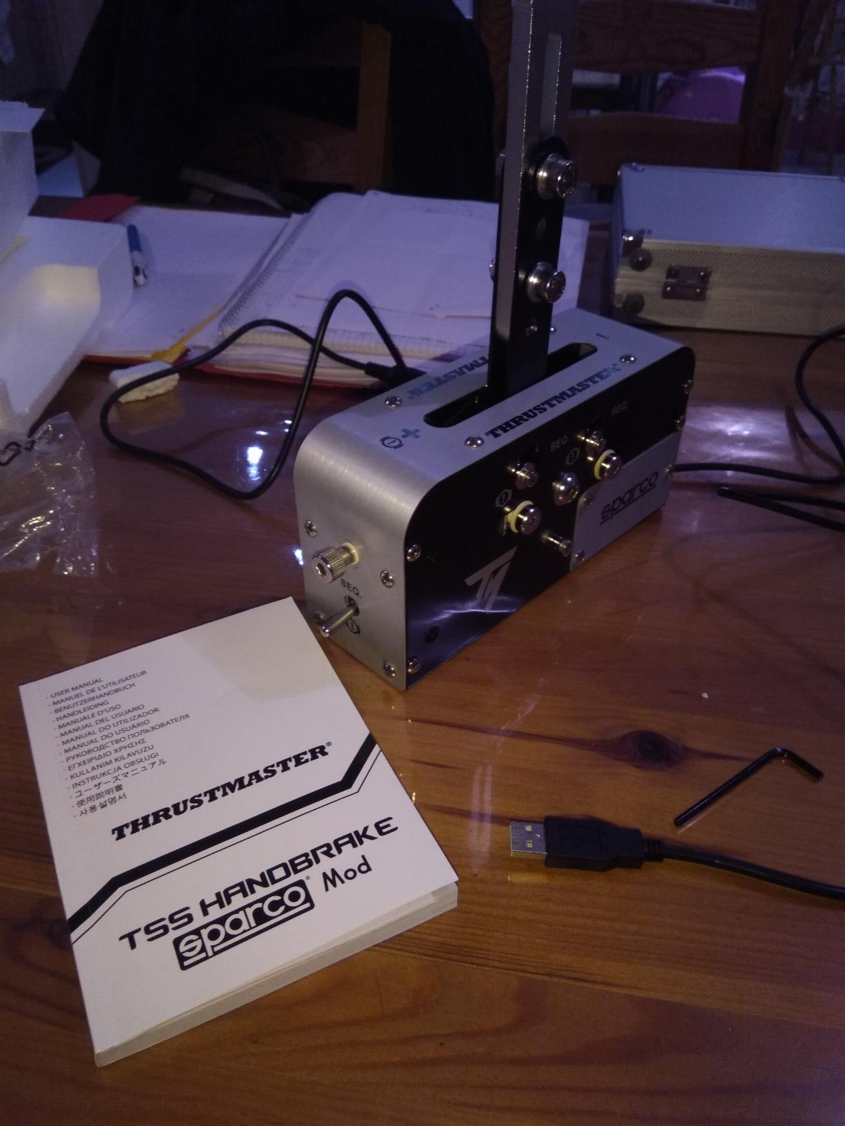Thrustmaster TSS Handbrake Sparco Mod+ frein à main PC/PS/Xbox