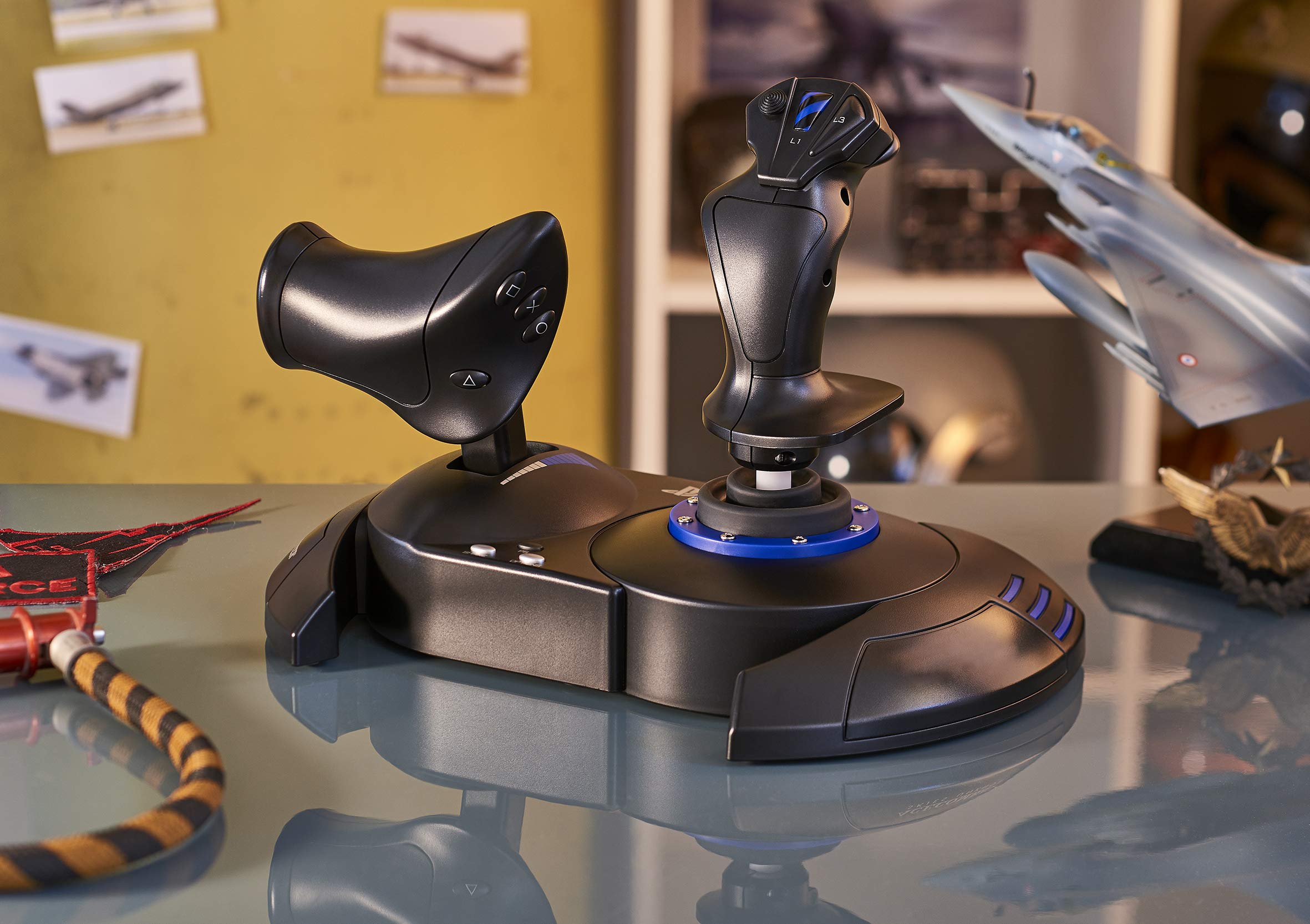 Thrustmaster T.Flight Hotas 4 joystick vol PC PS5 gaz amovible