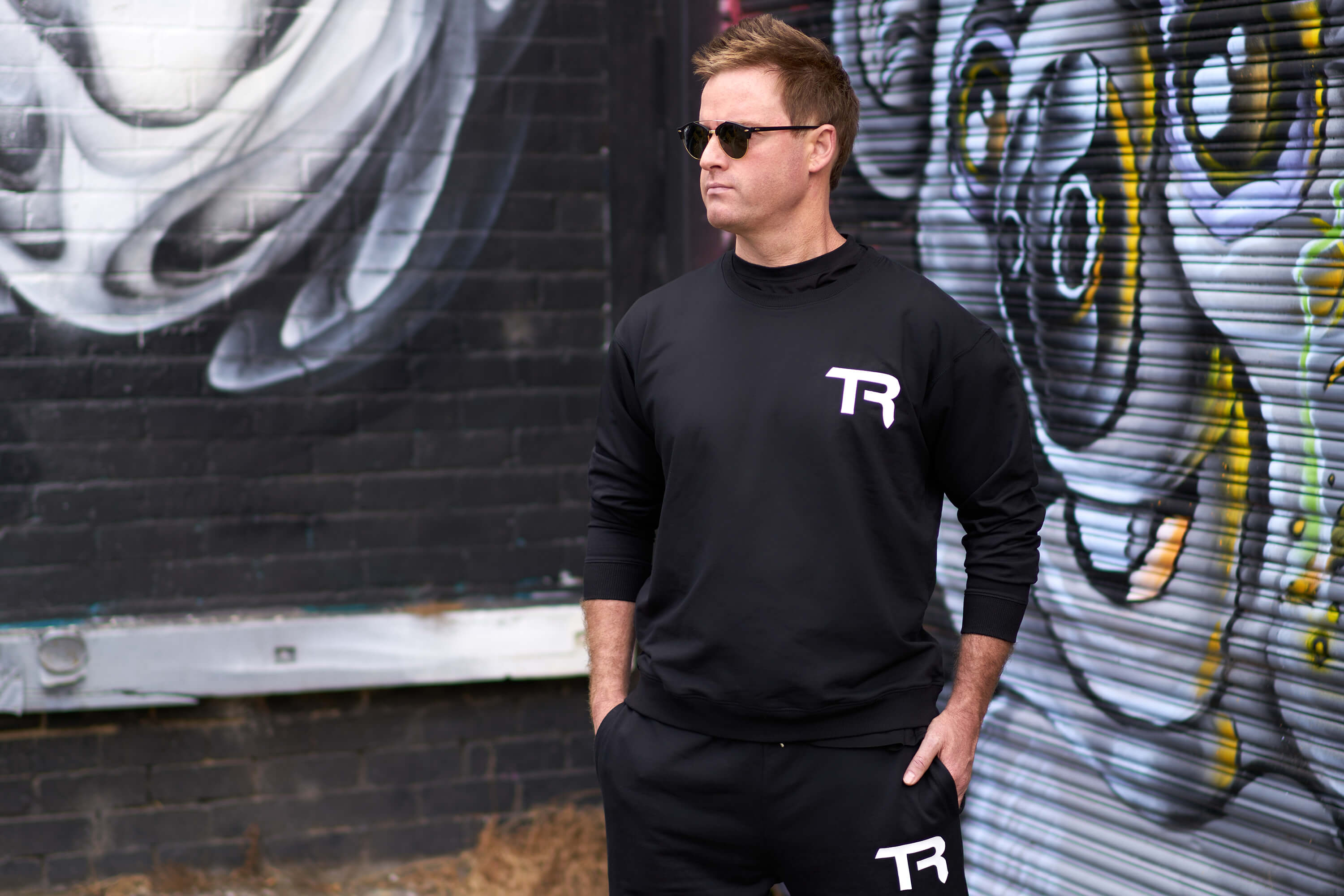 Trak Racer TR Sweat Coton Noir Col Rond Taille M