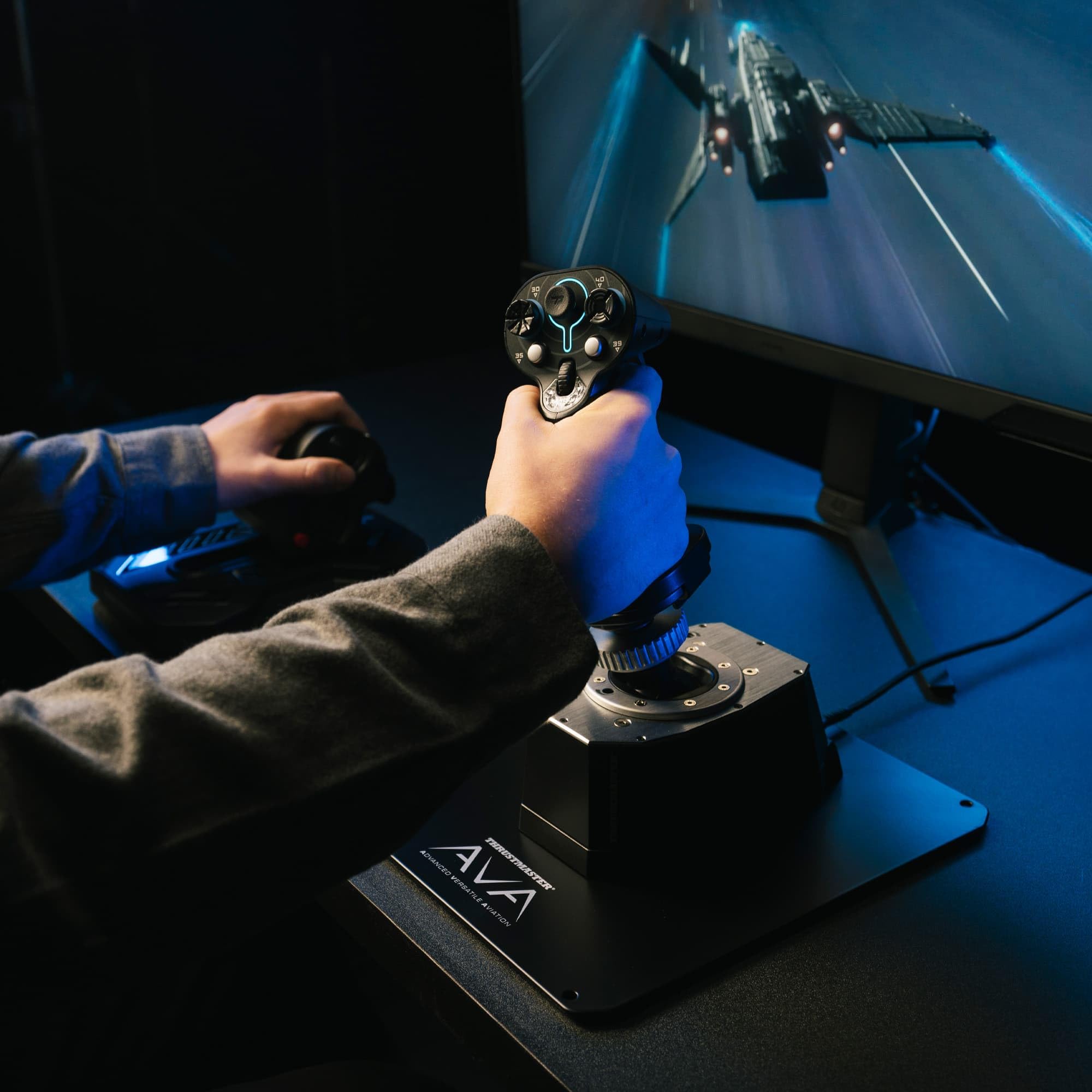 Thrustmaster Sol-R 3 AVA Add-On Grip manche spatial 21 boutons
